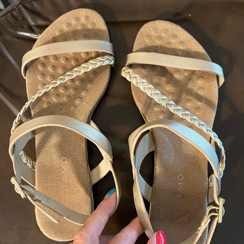 #14 Sandals - Picture 3 of 5